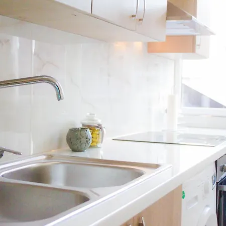 Rruga Qemal Stafa Apartment *